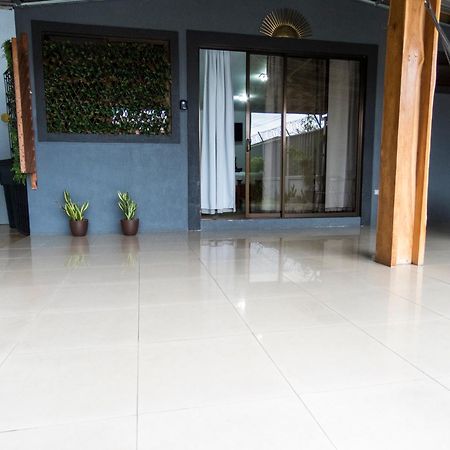 Coati Arenal Lodge La Fortuna Exterior photo