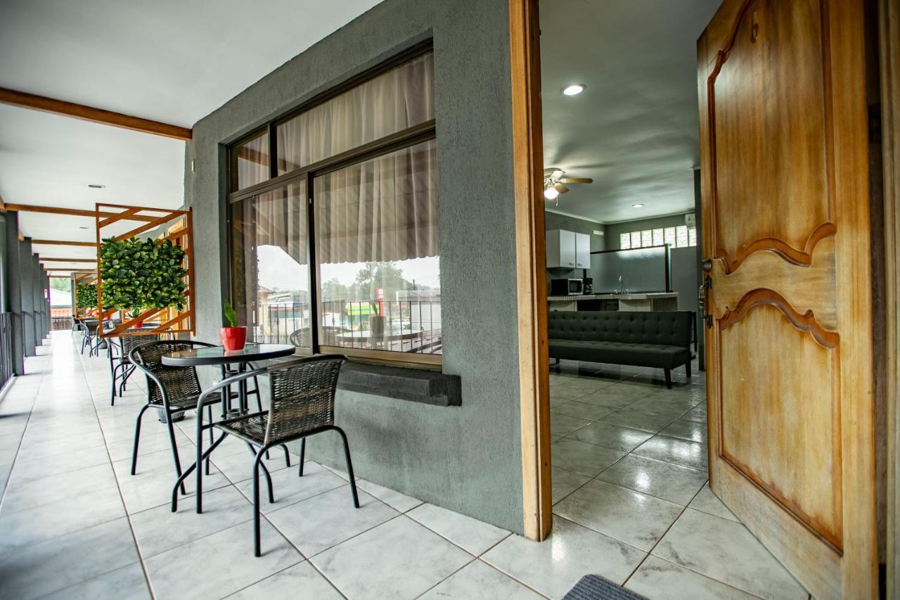 Coati Arenal Lodge La Fortuna Exterior photo