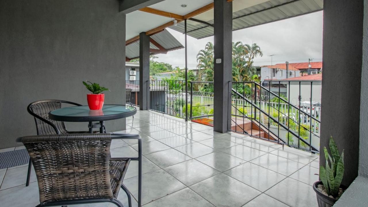 Coati Arenal Lodge La Fortuna Exterior photo