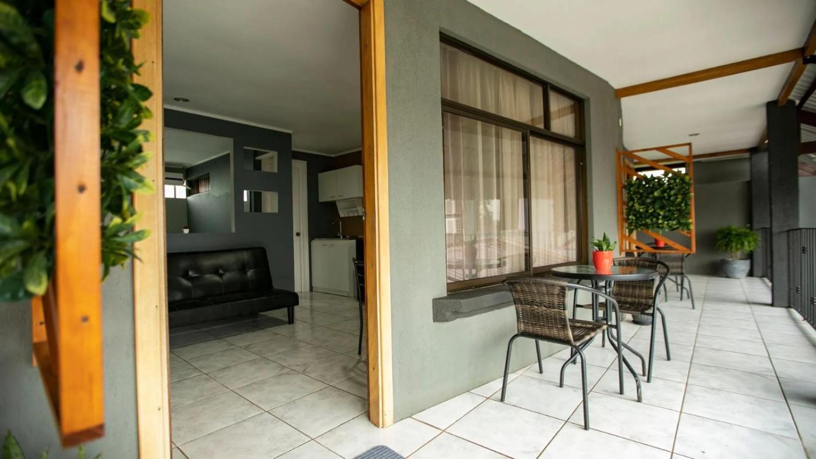 Coati Arenal Lodge La Fortuna Exterior photo